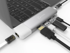 hub vs docking station