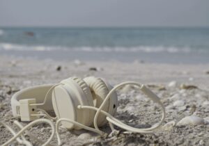 top noise cancelling headphones